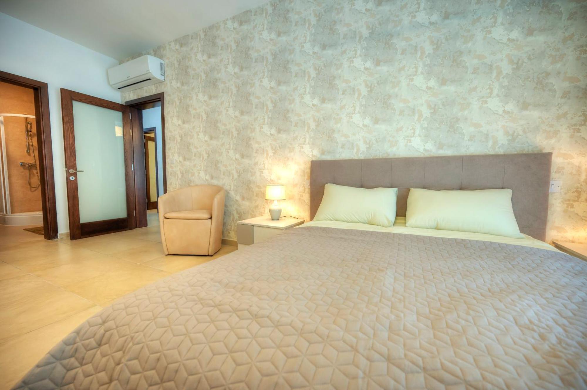 Fort Cambridge Apartments Сліма Екстер'єр фото