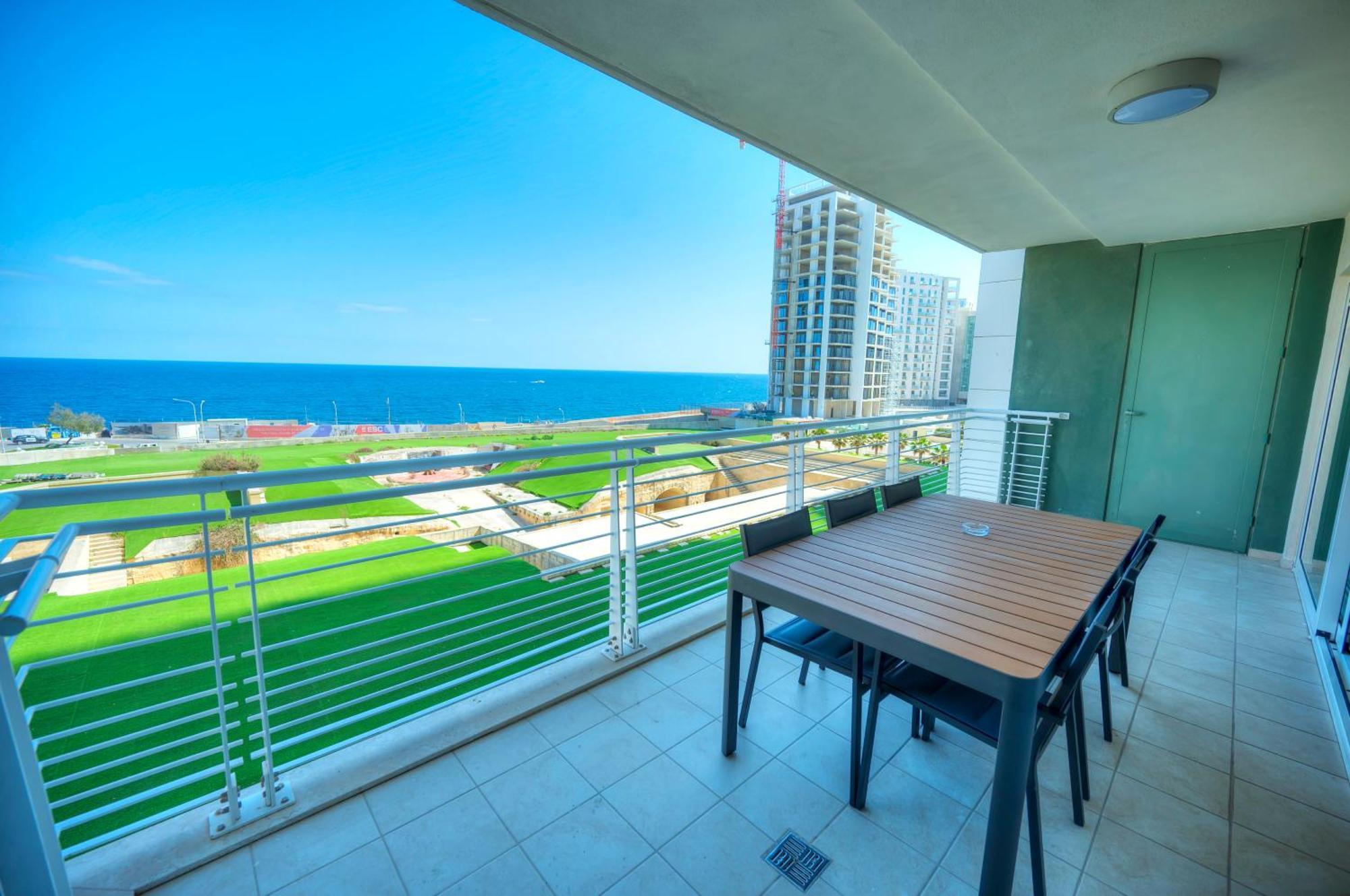 Fort Cambridge Apartments Сліма Екстер'єр фото