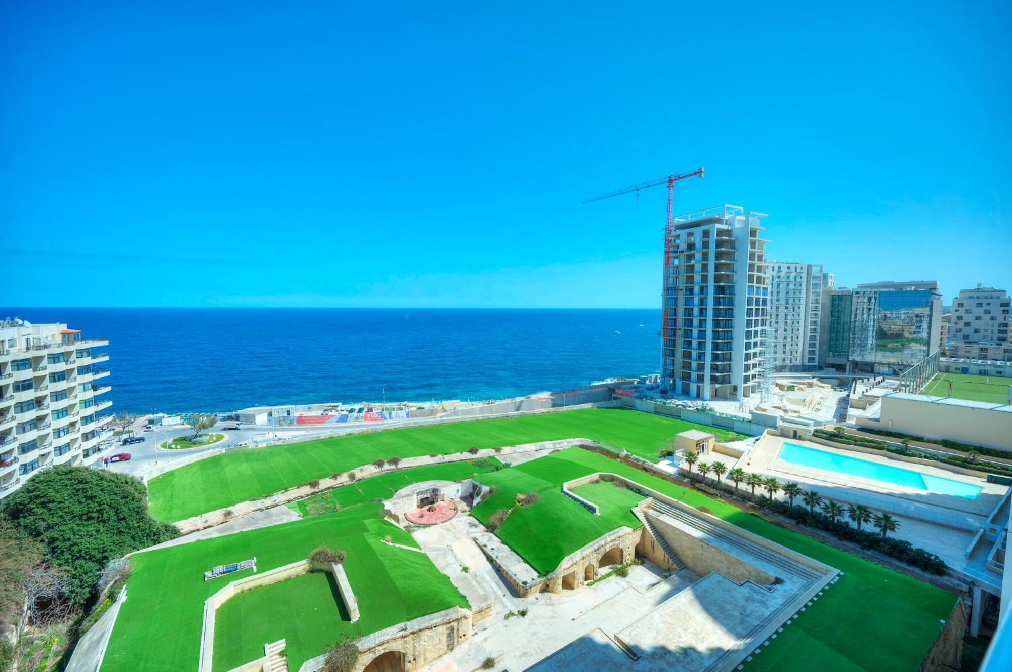 Fort Cambridge Apartments Сліма Екстер'єр фото